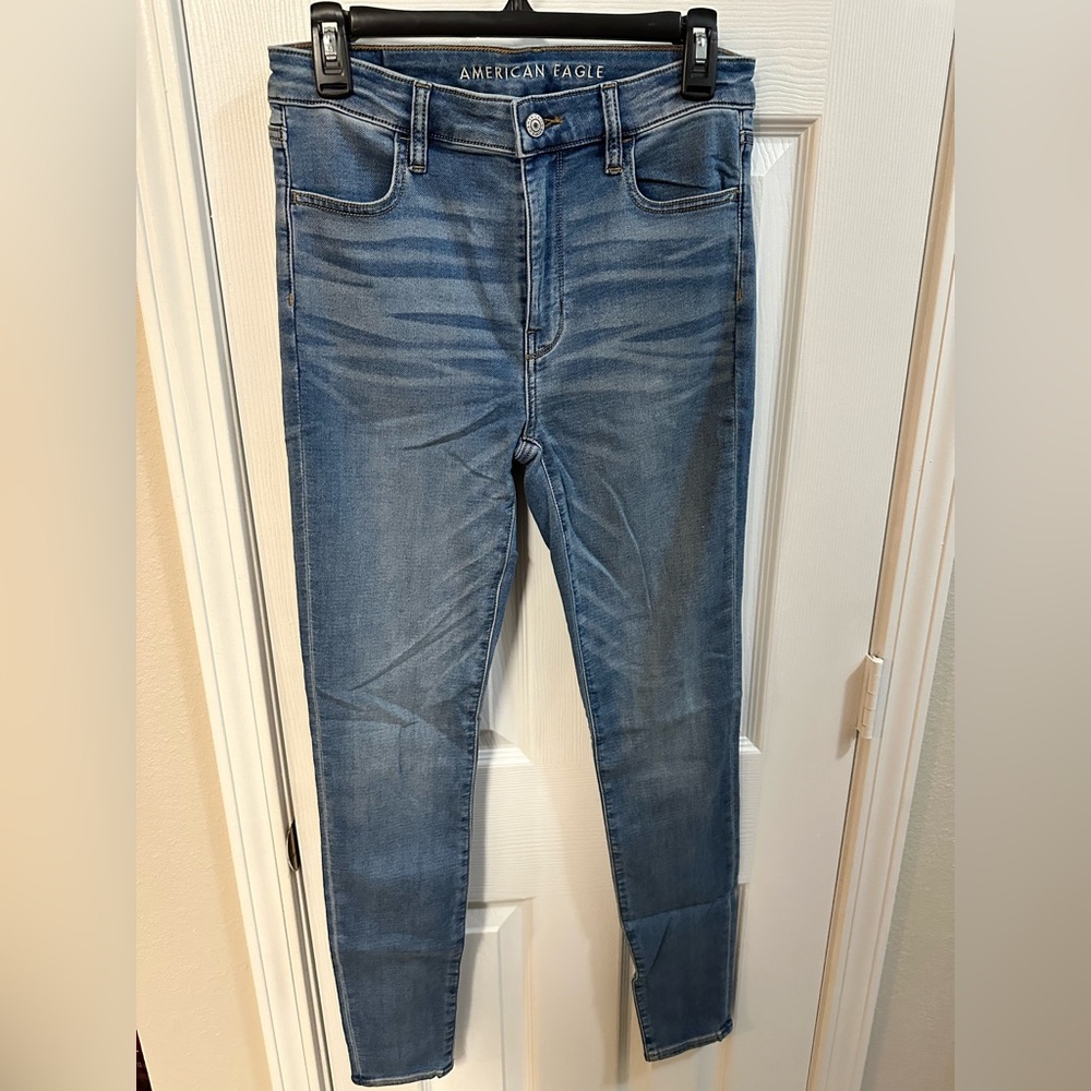 American Eagle Outfitters Light Blue Skinny Jeans